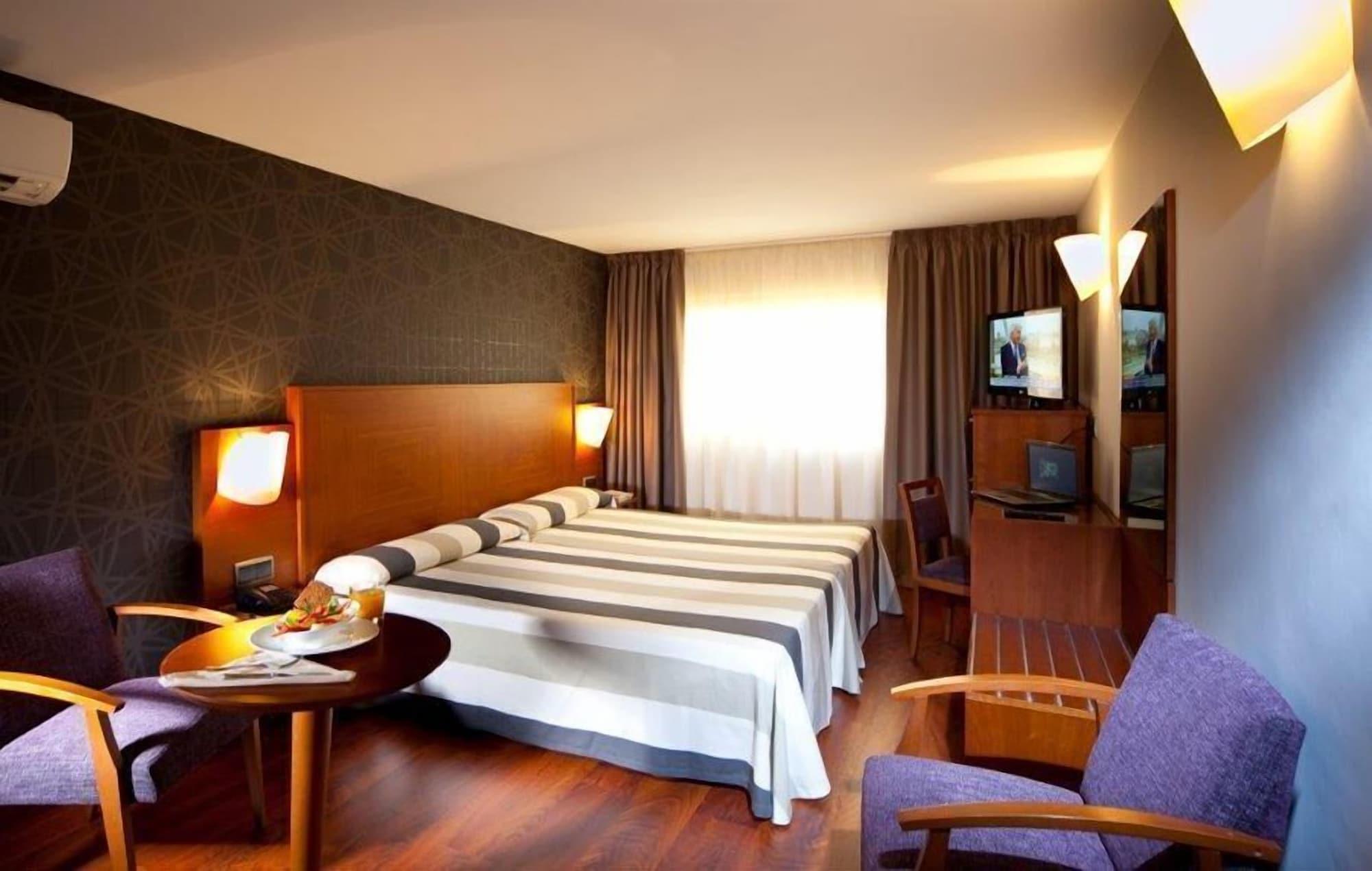 Hotel Nuevo Torreluz Almería Zewnętrze zdjęcie