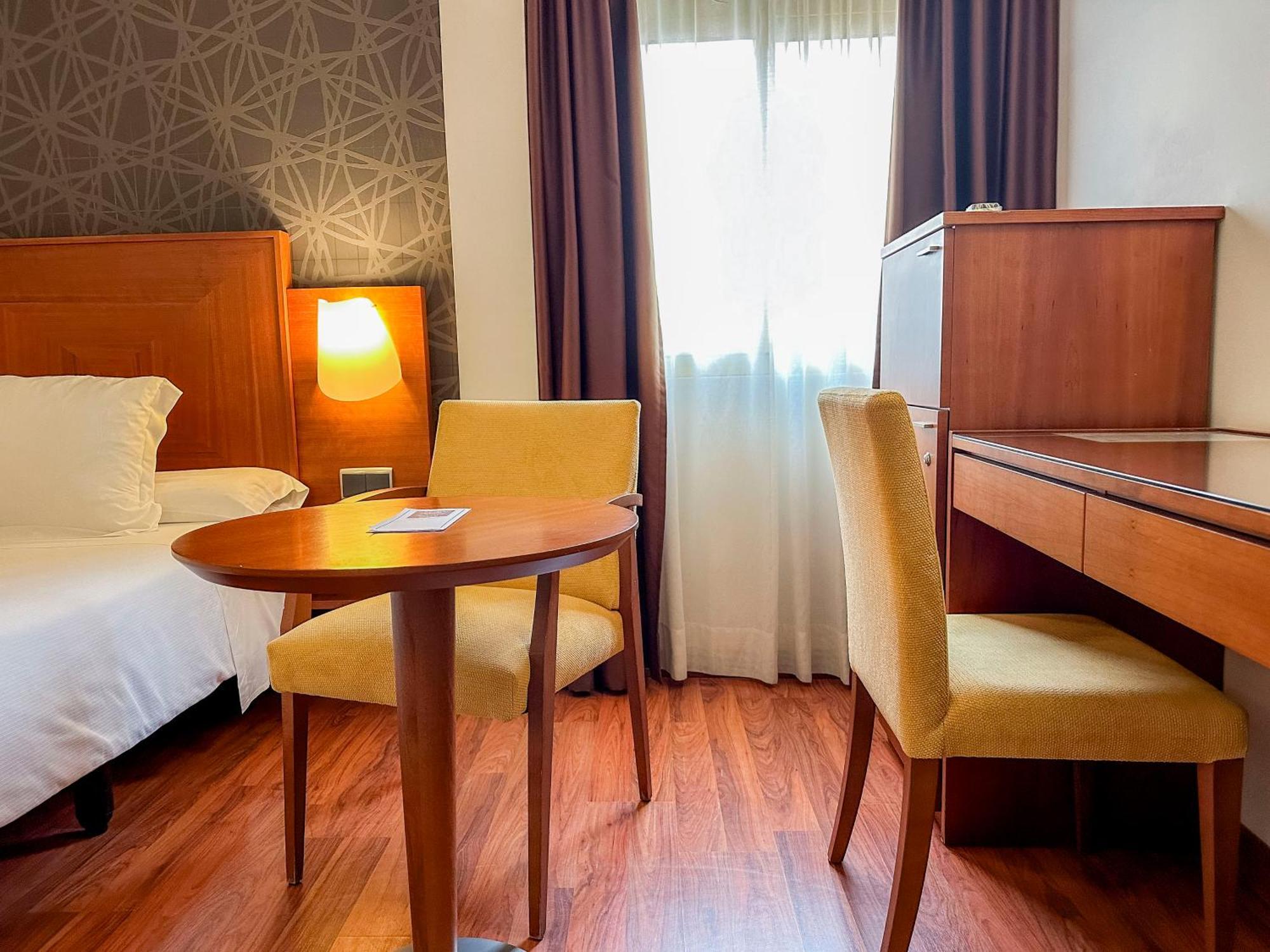 Hotel Nuevo Torreluz Almería Zewnętrze zdjęcie