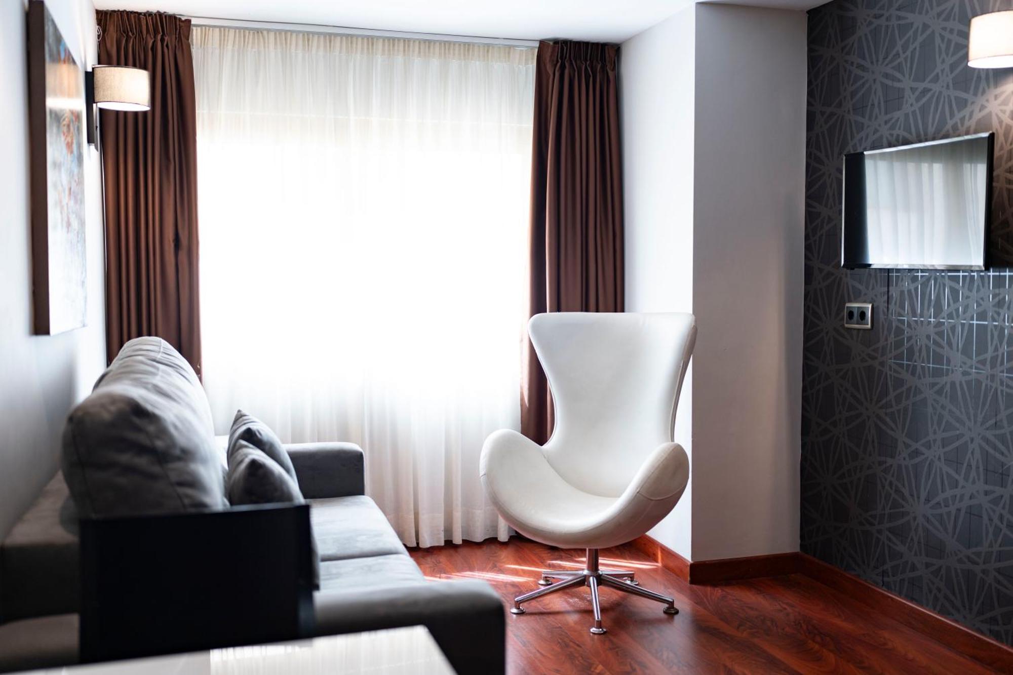 Hotel Nuevo Torreluz Almería Zewnętrze zdjęcie