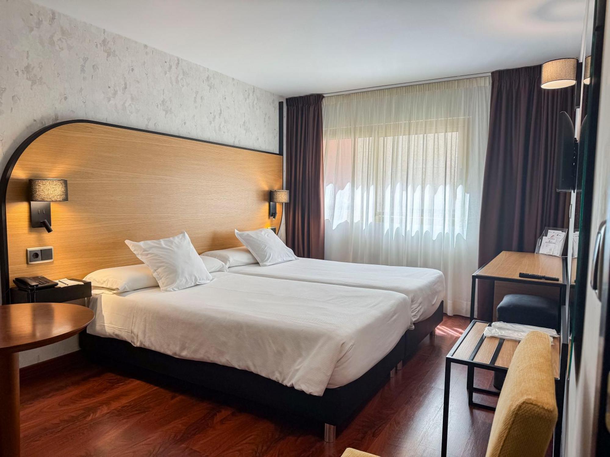 Hotel Nuevo Torreluz Almería Zewnętrze zdjęcie